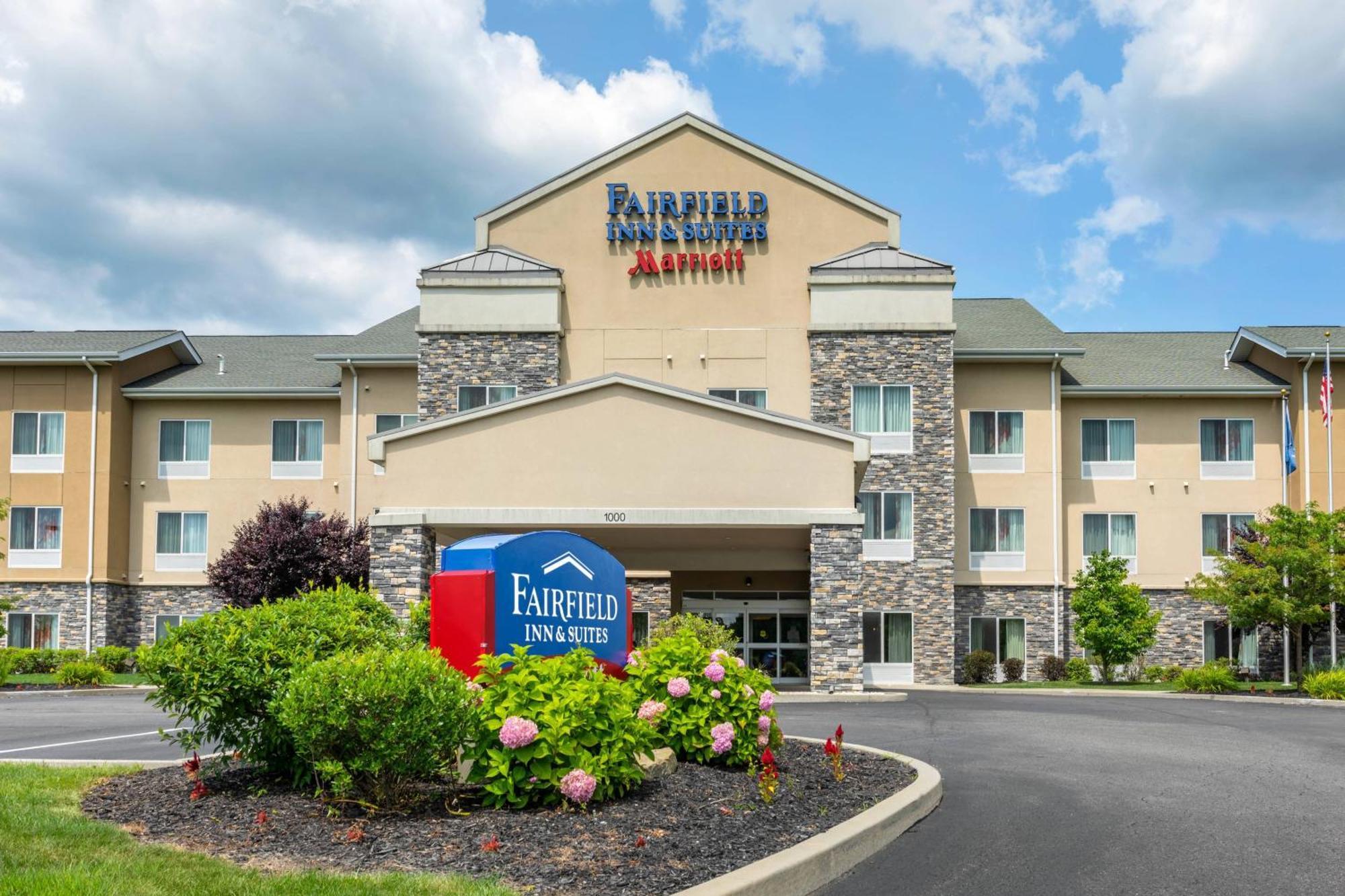 Fairfield Inn & Suites By Marriott Slippery Rock Exterior foto